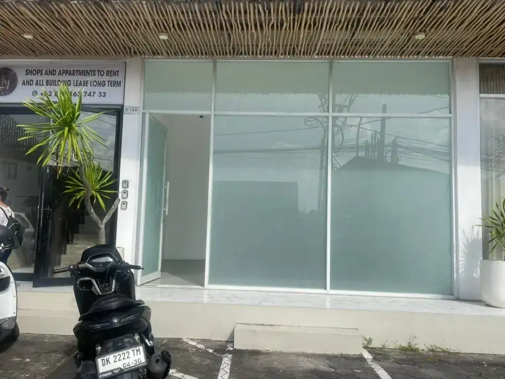 [LOKASI PREMIUM BERAWA] Ruko Siap Usaha di Pusat Bisnis Berawa – Fasilitas Lengkap & Big Parking