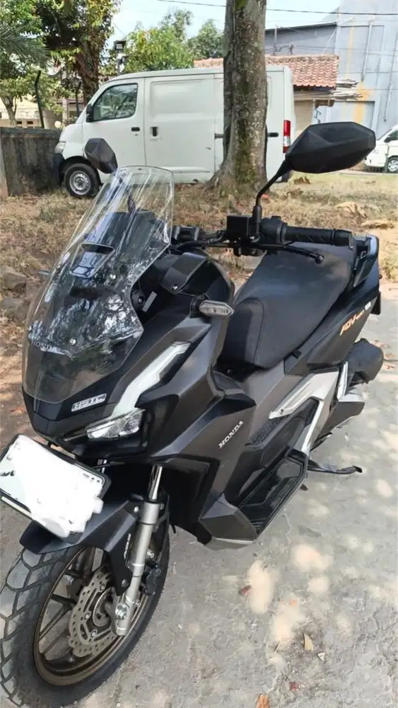 Honda ADV 160 ABS 2024 Hitam