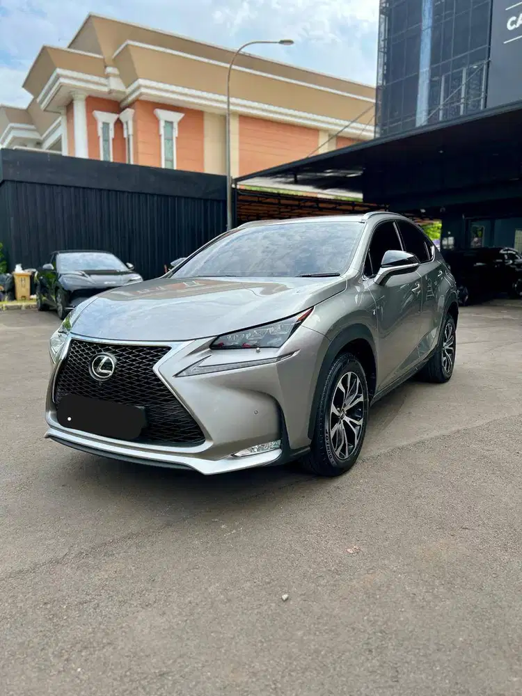 Dijual Mobil NX 200 T 2.0 F 2016