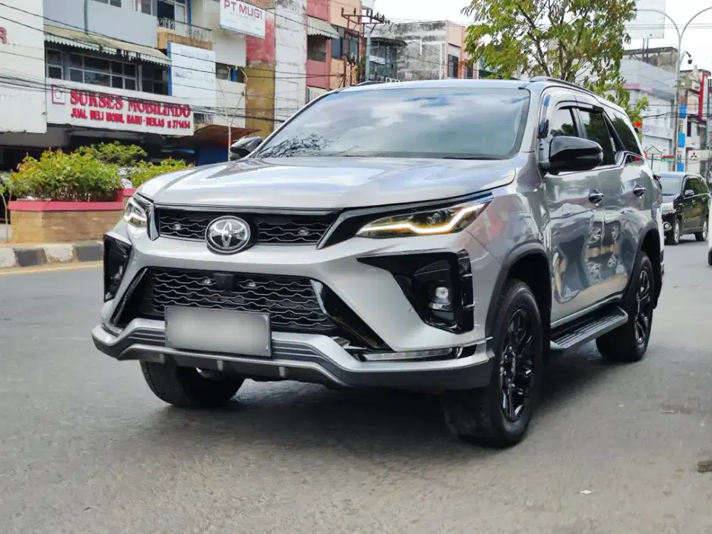 (KM 12 RB 100%ORISINIL)FORTUNER GR TSS LEGENDER DIESEL MATIC 2024/2025