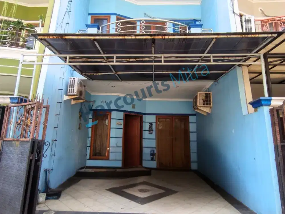 ASET BAGUS! RUMAH 3 LANTAI POTENSI KOST/HUNIAN DI AREN JATI PALMERAH - MI