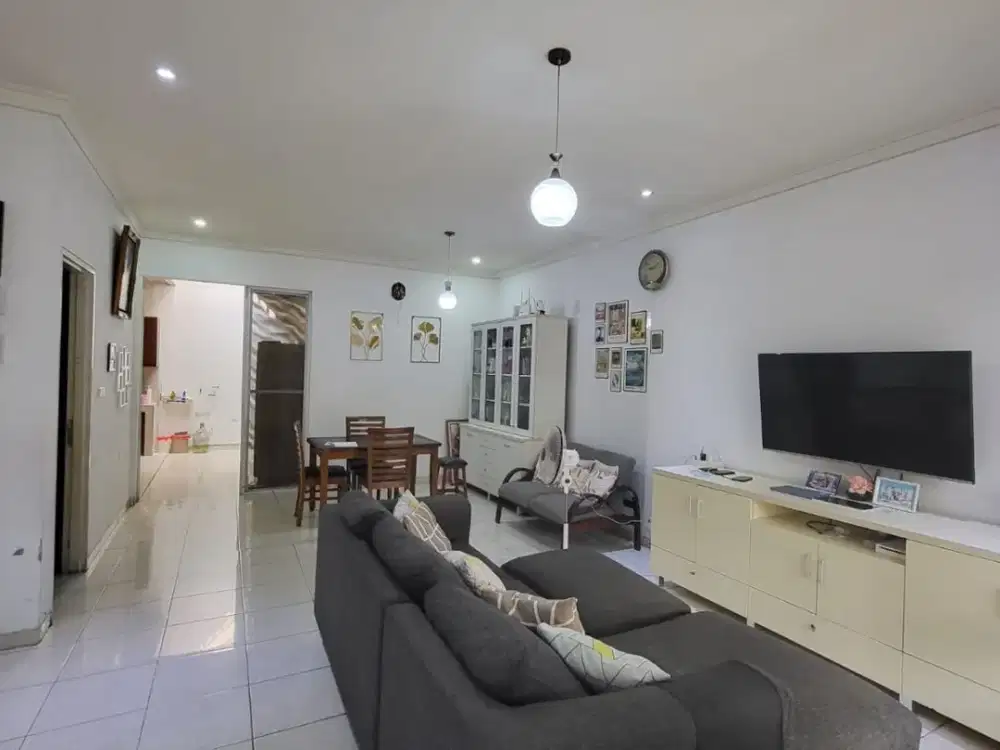 Dijual Cepat Rumah Siap Huni di Feronia Park Full Furnish