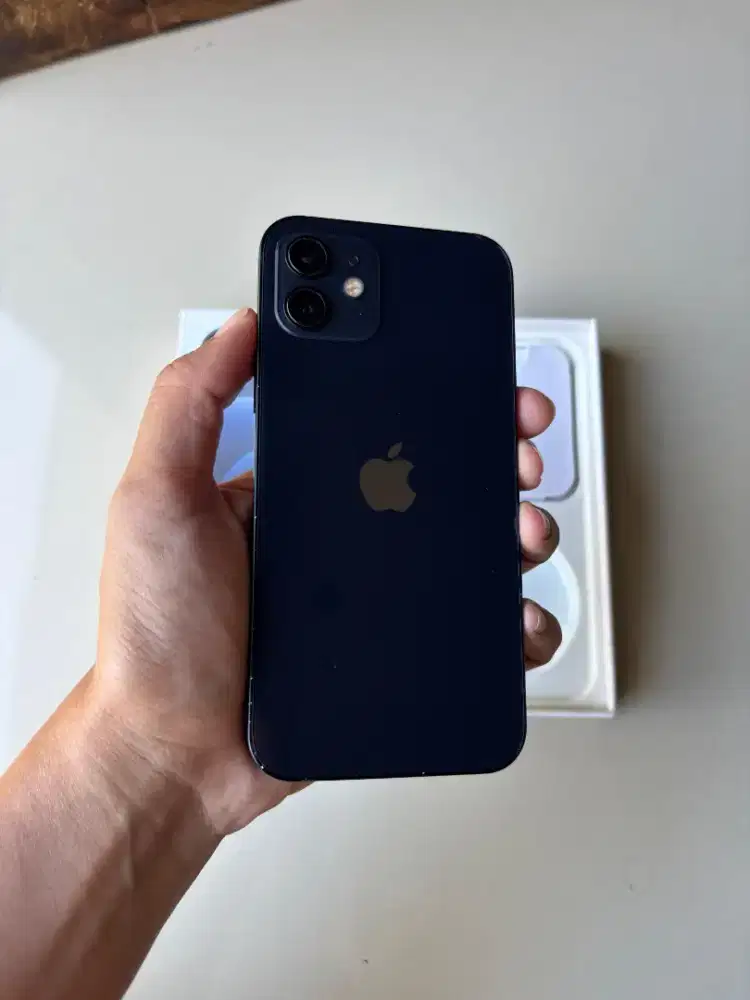 iPhone 12 128GB inter Midnight - second