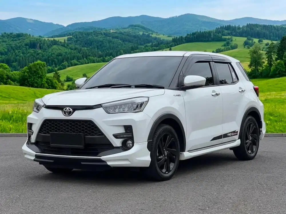 T RAIZE GR SPORT 1.0 AT 2021