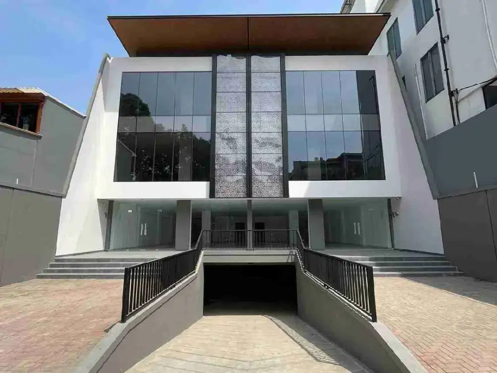 Gedung Multiguna Jln Raya Area Duren Sawit Jakarta Timur