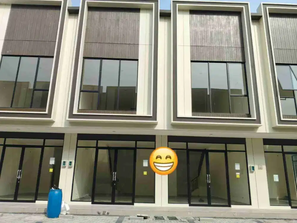 RUKO GANDENG HADAP JALAN SIAP PAKAI LOKASI PREMIUM SORRENTO GADING SERPONG