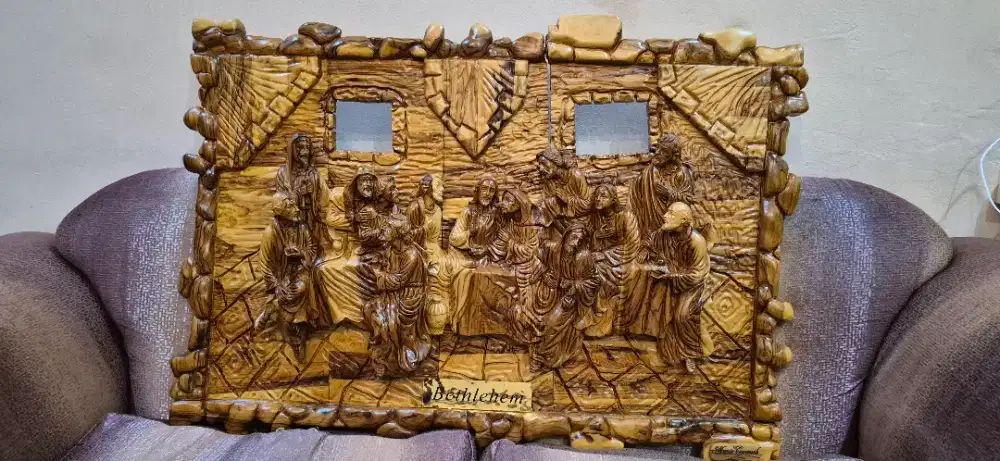 Olive wood carvings of the Last Supper Bethlehem lukisan yesus gereja