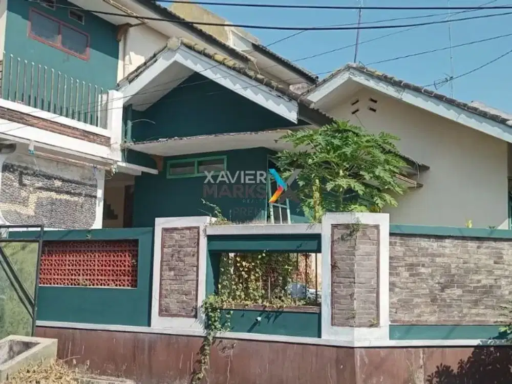 Dijual Rumah Hook 2 Lt Strategis Dekat Ke Batu di Dau Malang
