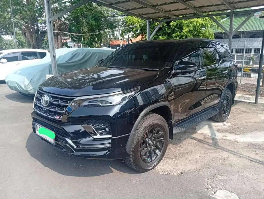 Toyota Fortuner 2023 Diesel