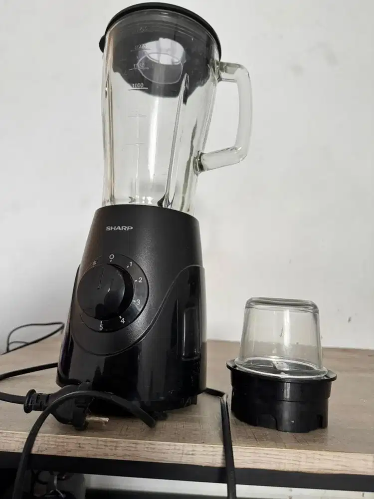 Dijual, Blender Merk Sharp hanya 250rb!!!