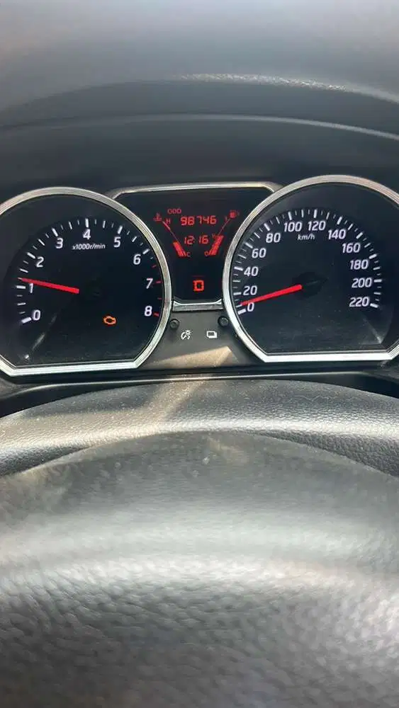 Nissan Grand livina 2013 Bensin