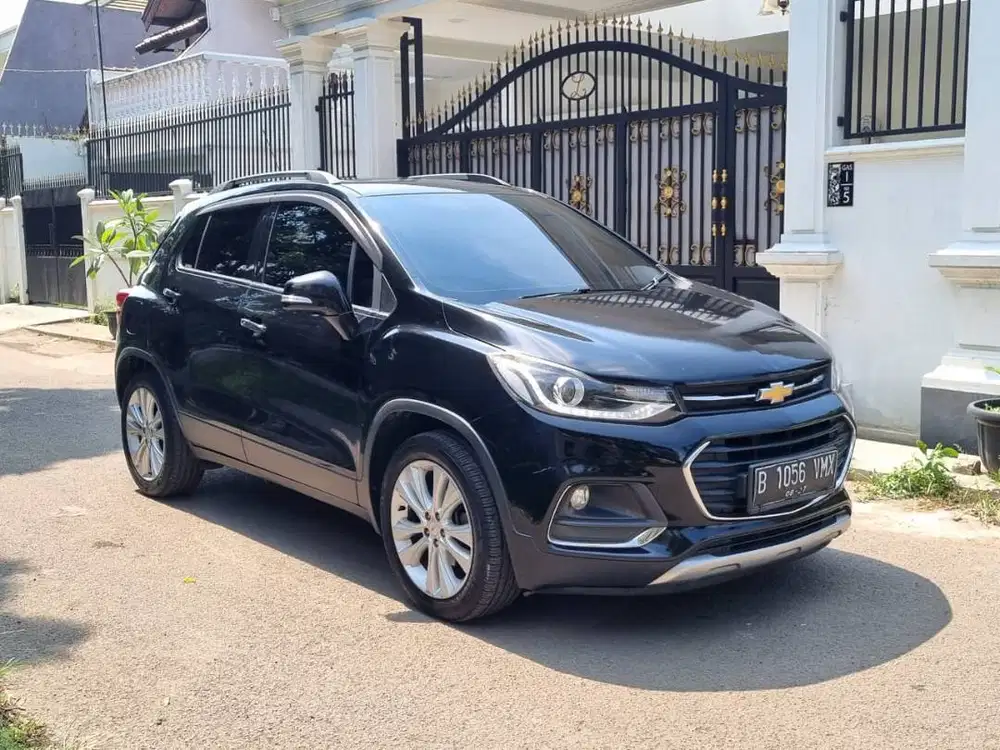 (CICILAN RENDAH) CHEVROLET TRAX SUNROOF AT 2017