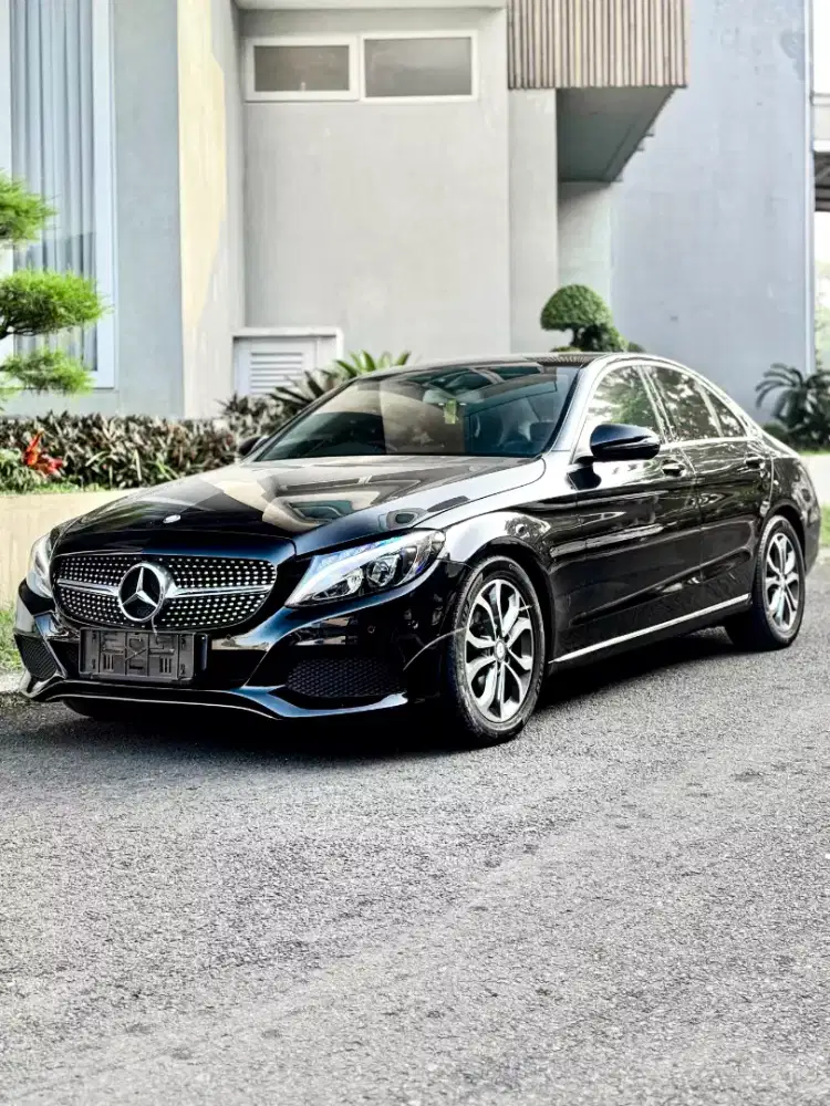 Mercedez Benz C200 AVG BLACK 2018! TERMURAH! FULL RECORD MERCY!PERFECT
