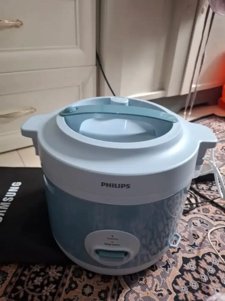 Magicom philip warna biru kapasitas besar