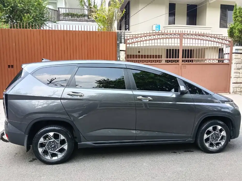 Hyundai Stargazer Prima Captain Seat