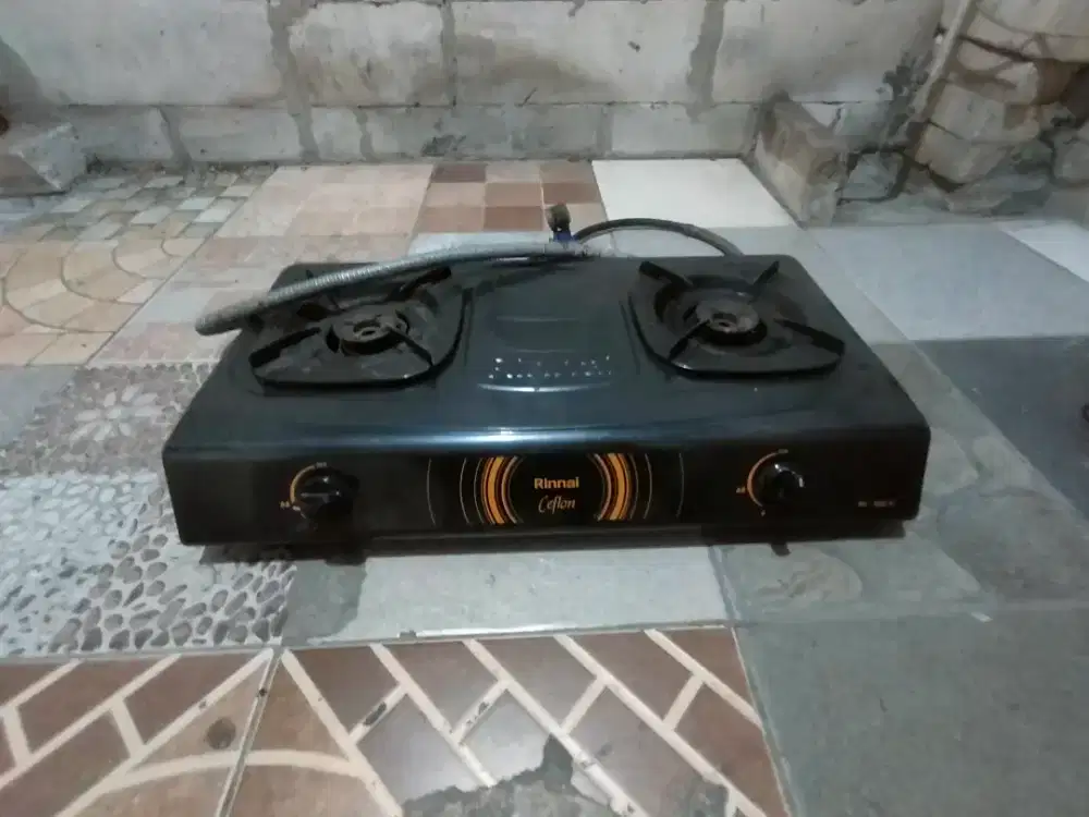 Kompor Rinai 2 tungku