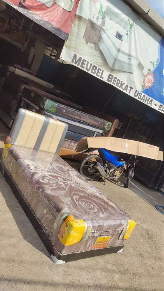 Kasur Springbed Boxy Dipan