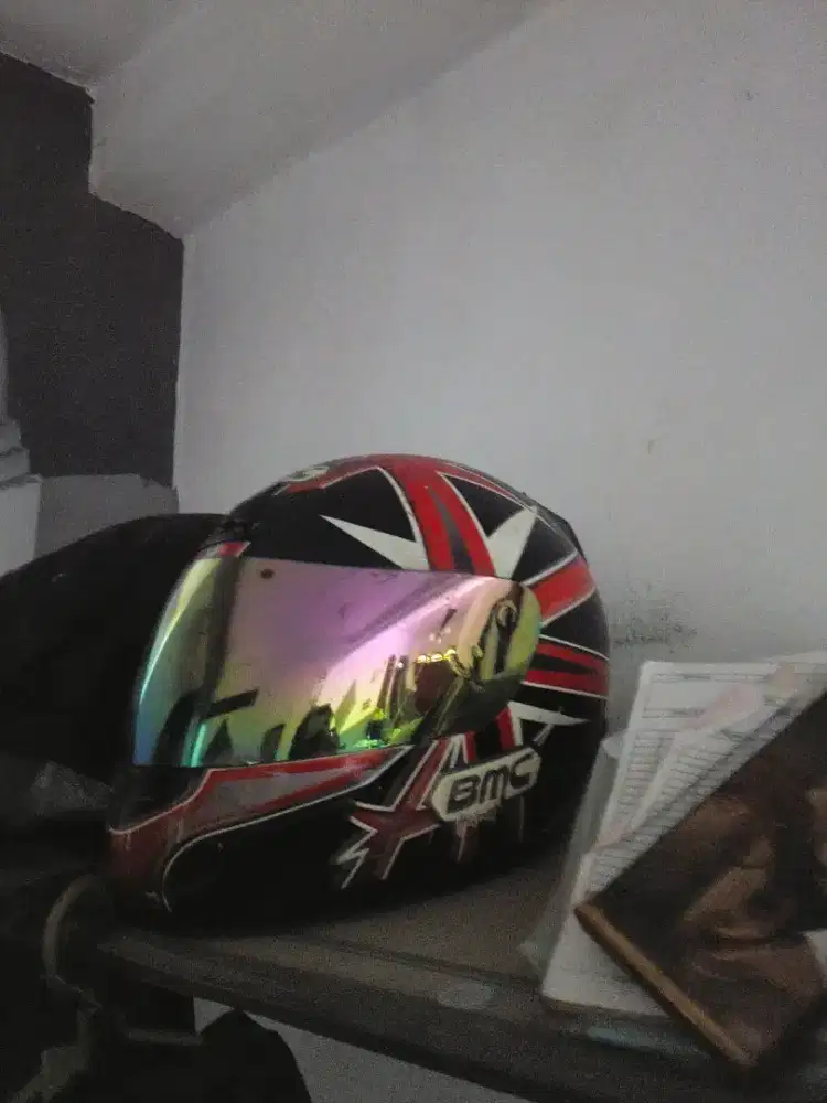 JUAL HELMET MEREK BMC
