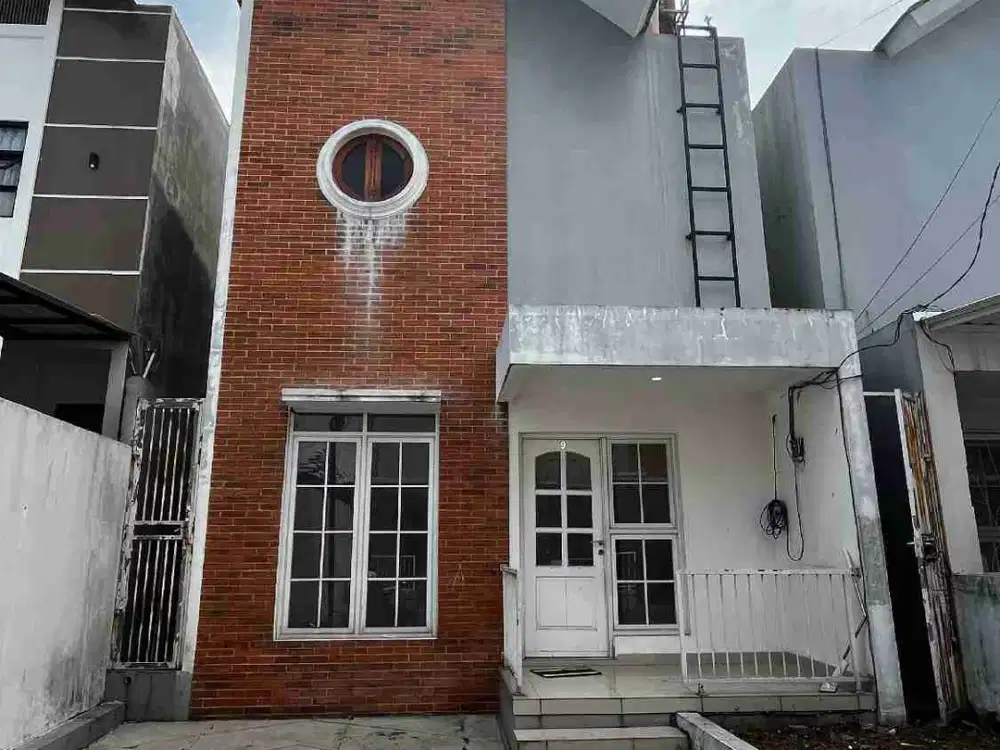 rumah 2 lantai harga 600 jutaan cluster cisaranten Arcamanik