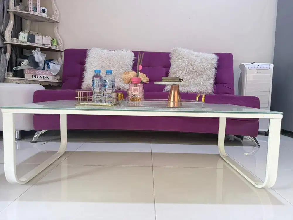 Meja tamu tempered glass