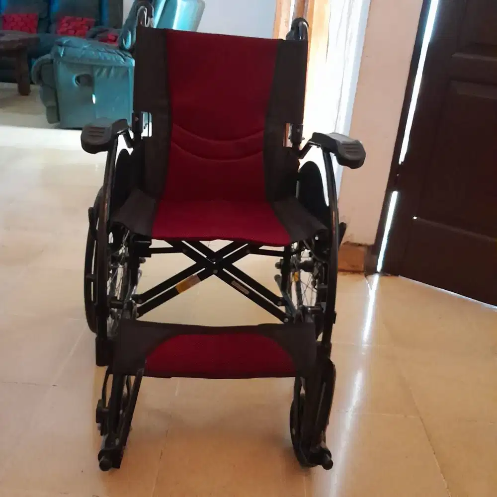 Kursi Roda Manual