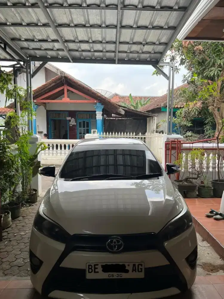 Dijual toyota yaris manual type g tahun 2014 pemakaian 2015
