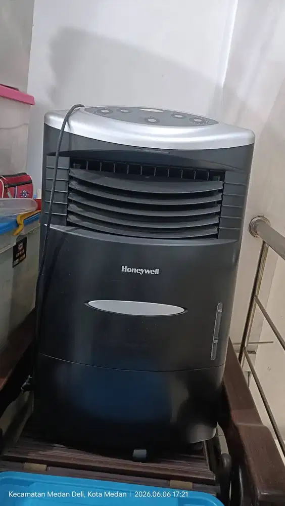 Kipas angin ruang tamu honeywell