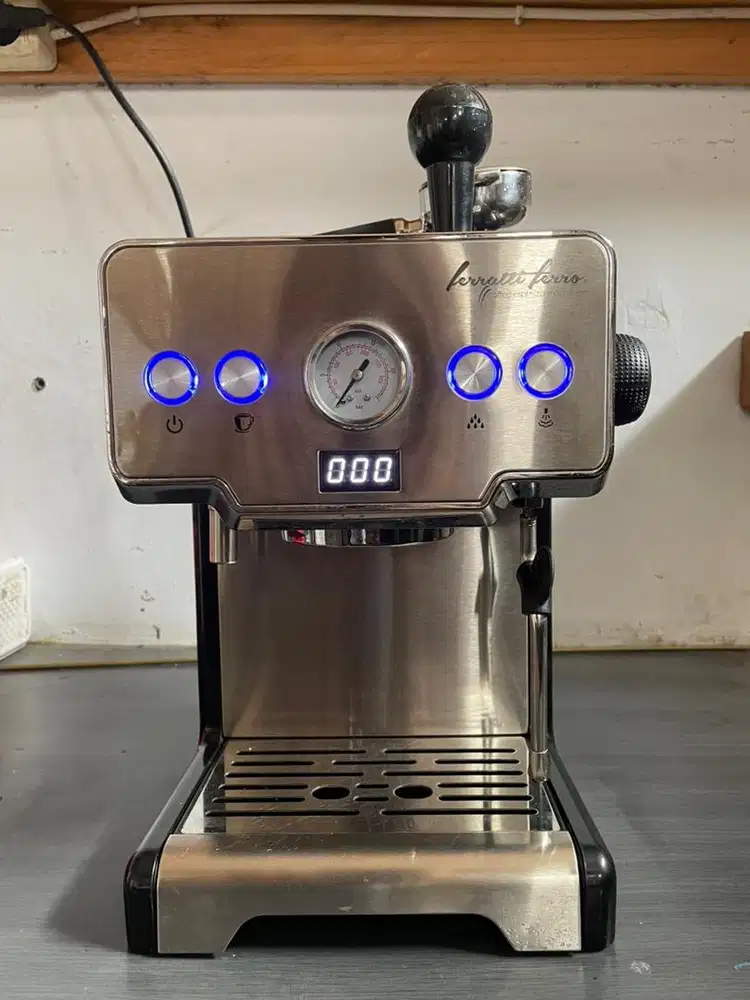 Mesin kopi espresso