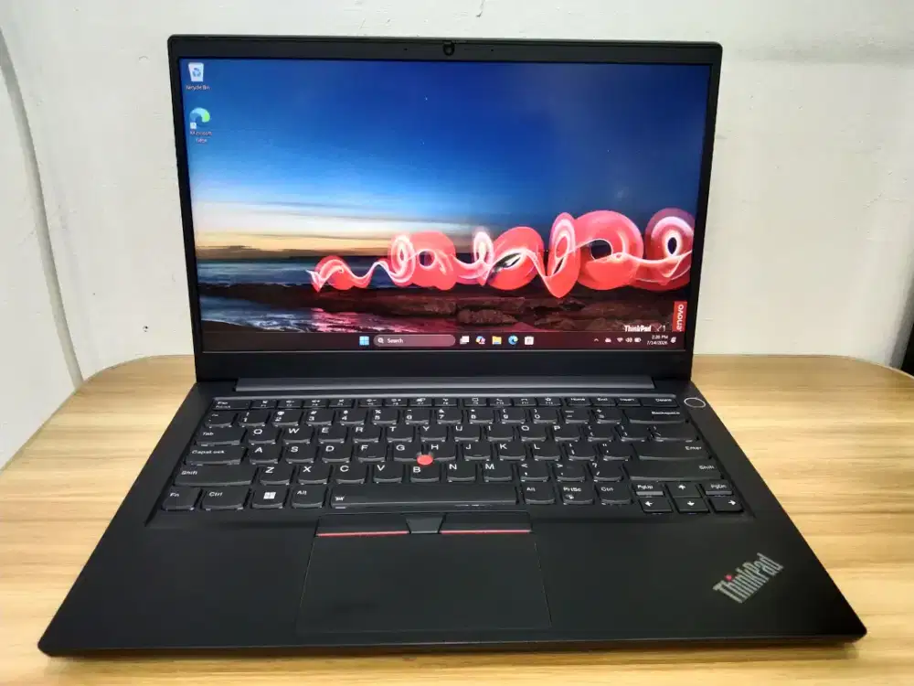ThinkPad E14 Gen4
Ci7 1255U/16GB/512GB/14