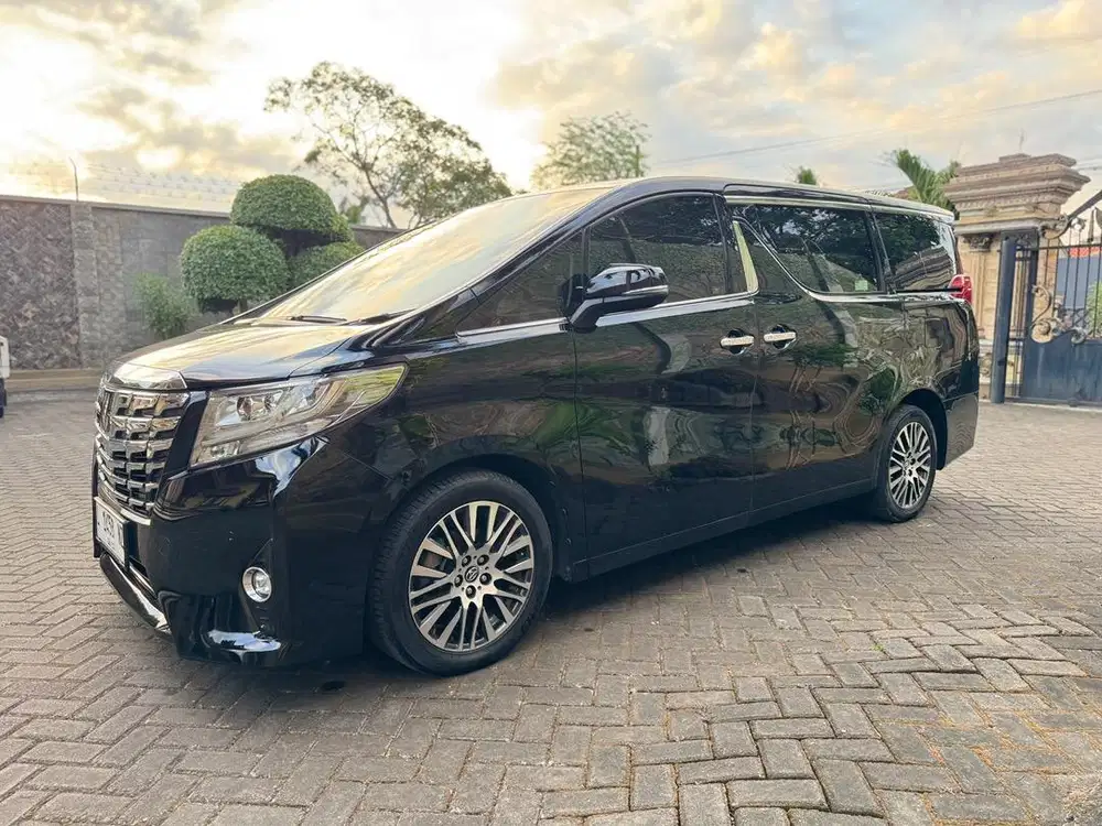 JUAL CEPAT TOYOTA ALPHARD 2017 G ATPM BAGUS