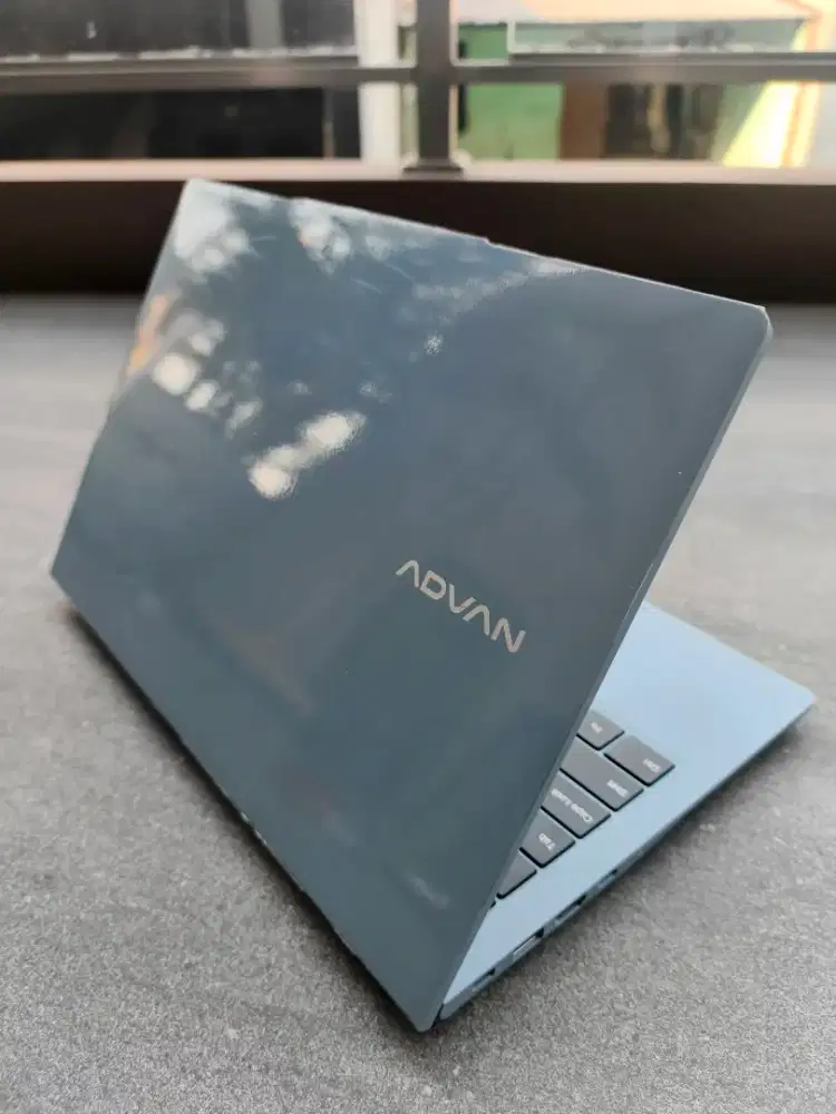 Advan Workmate - Performa Kencang, Desain Elegan!