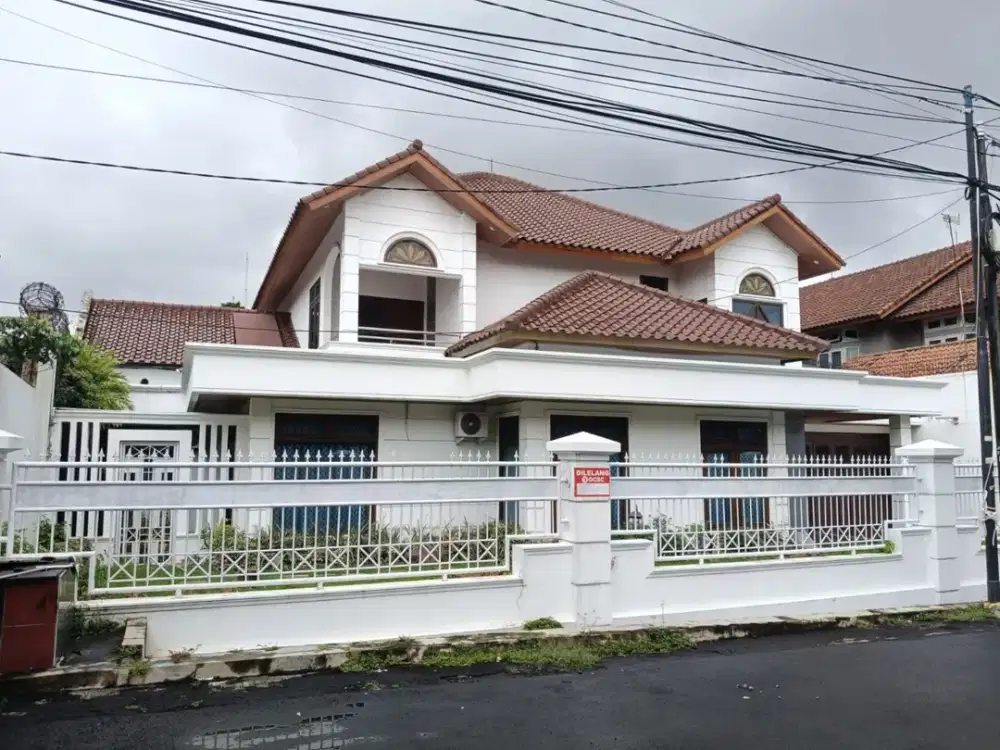 Di Bawah Harga Pasar Rumah Mewah Kayu Putih Lokasi Strategis