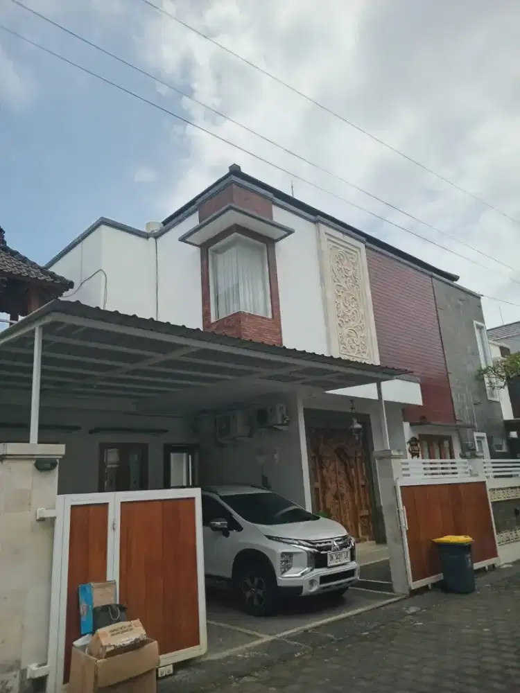 Jual Rumah 2 lantai modern Full Furnished ditengah kota Denpasar