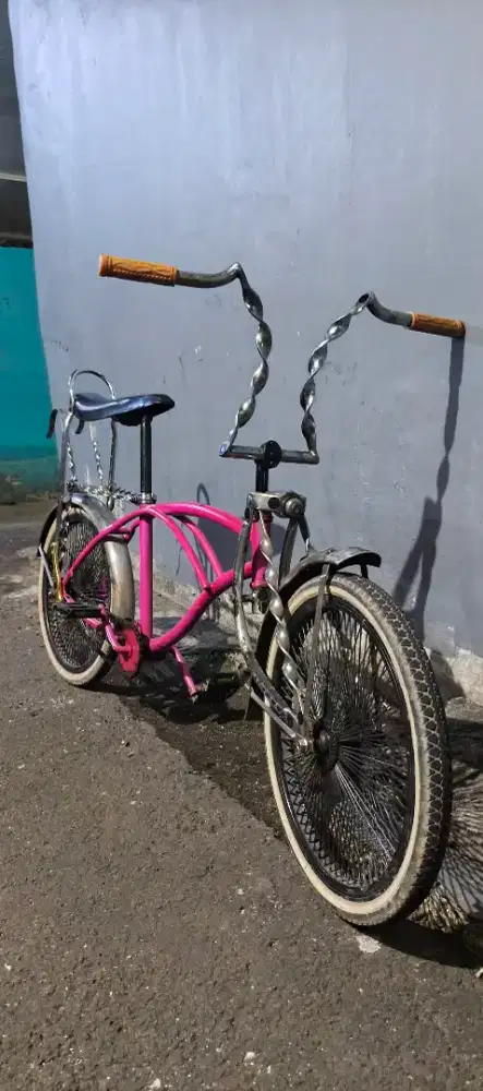 SEPEDA LOWRIDER