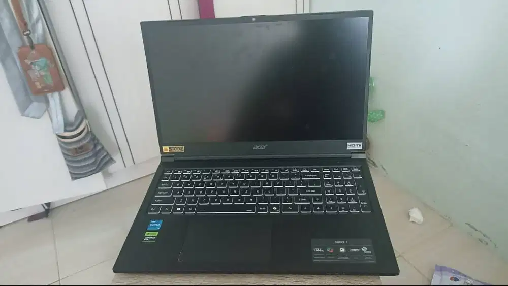 DIJUAL ACER ASPIRE 7 PRO (Intel i5)