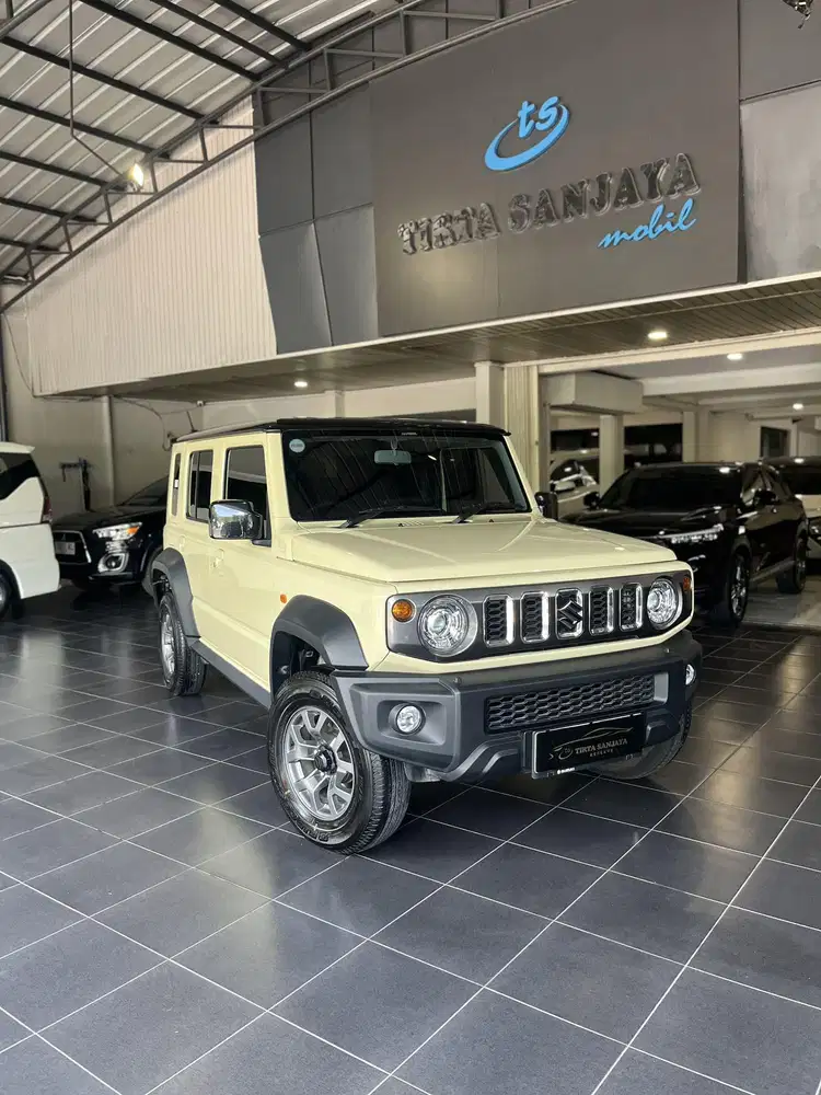 [KM11rb] Suzuki Jimny 5 Doors 4x4 AT 2024 All Grip JB74 Pmk 2025 |2023