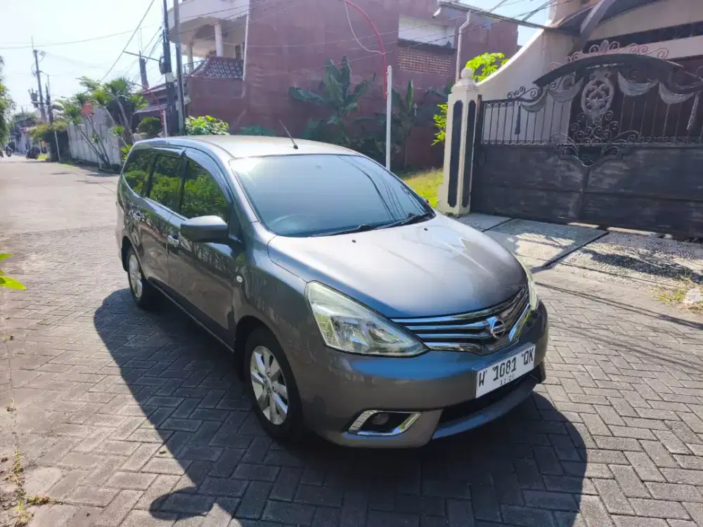 Livina SV Matic Kredit Syariah DP Murah