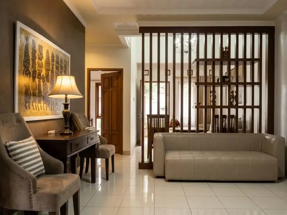 DIJUAL RUMAH 2 LANTAI PERUMAHAN UJUNG BERUNG INDAH LOKASI STRATEGIS DAN NYAMAN