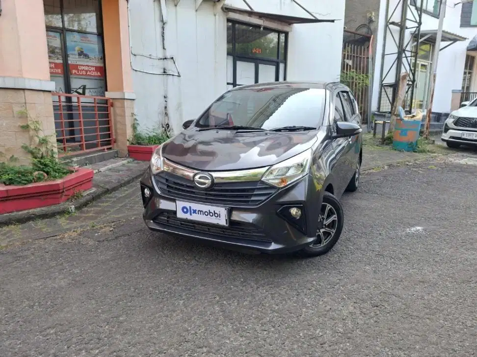Like New - Daihatsu Sigra 1.2 R Bensin AT 2021 Abu