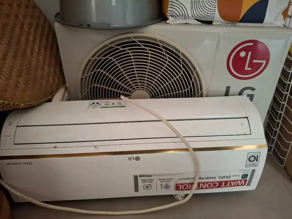 Dijual AC LG Inverter bekas