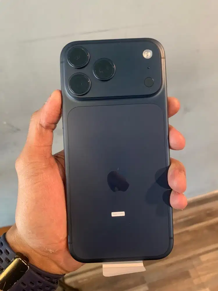 17 PRO 256 BLUE BNOB IBOX
