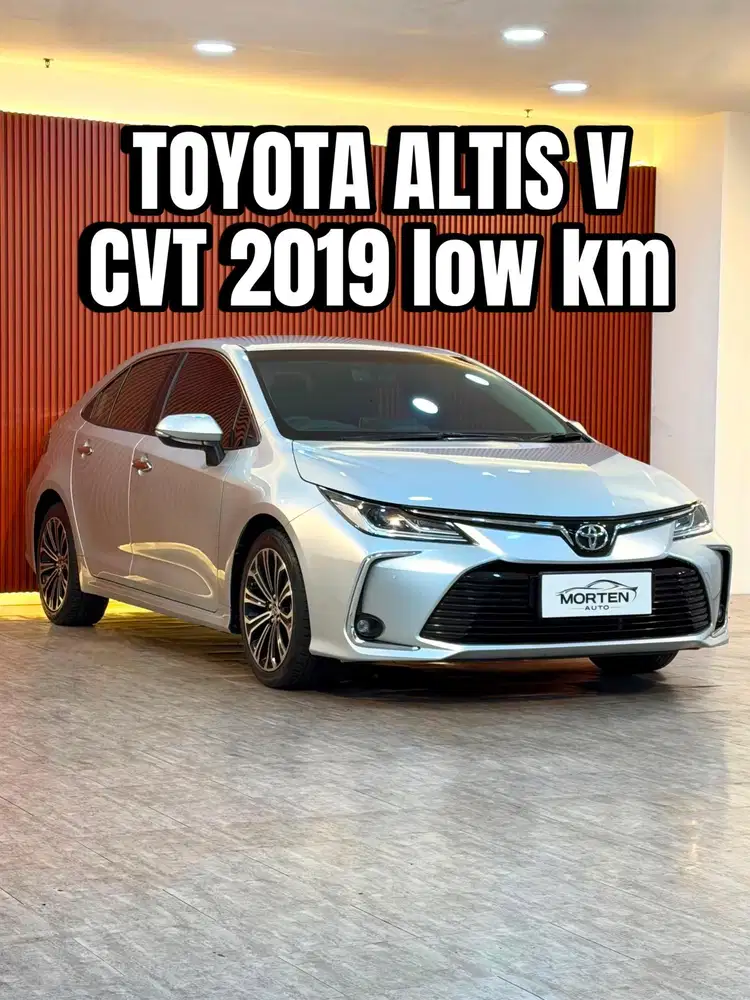 [low km] Toyota Corolla Altis 1.8 V CVT 2019