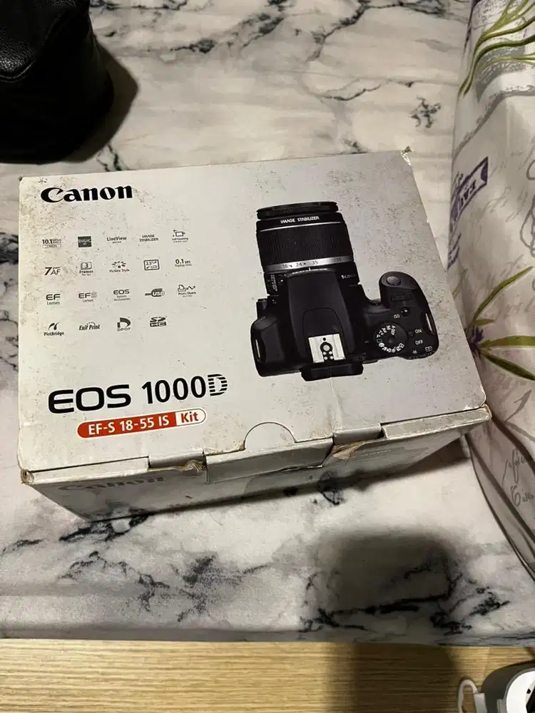 Canon EOS 1000D