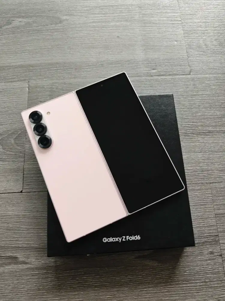 Samsung Galaxy Z fold 6 12/256
