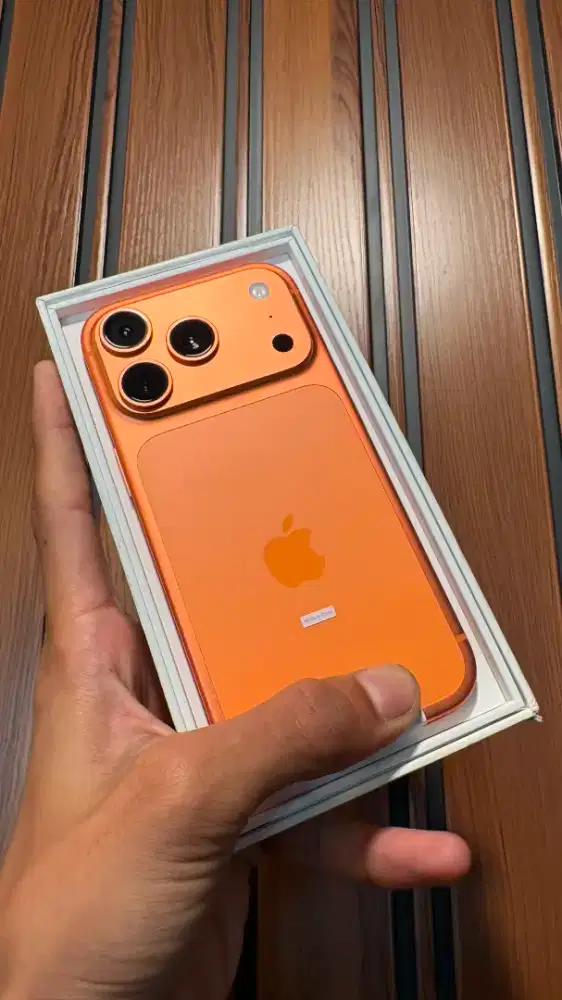iPhone 17 pro cosmic orange 256gb iBox (BNOB)