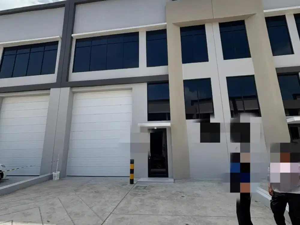 Disewakan gudang bizpark pik 2 gudang plong ada 2 unit siap nego dan survey lokasi