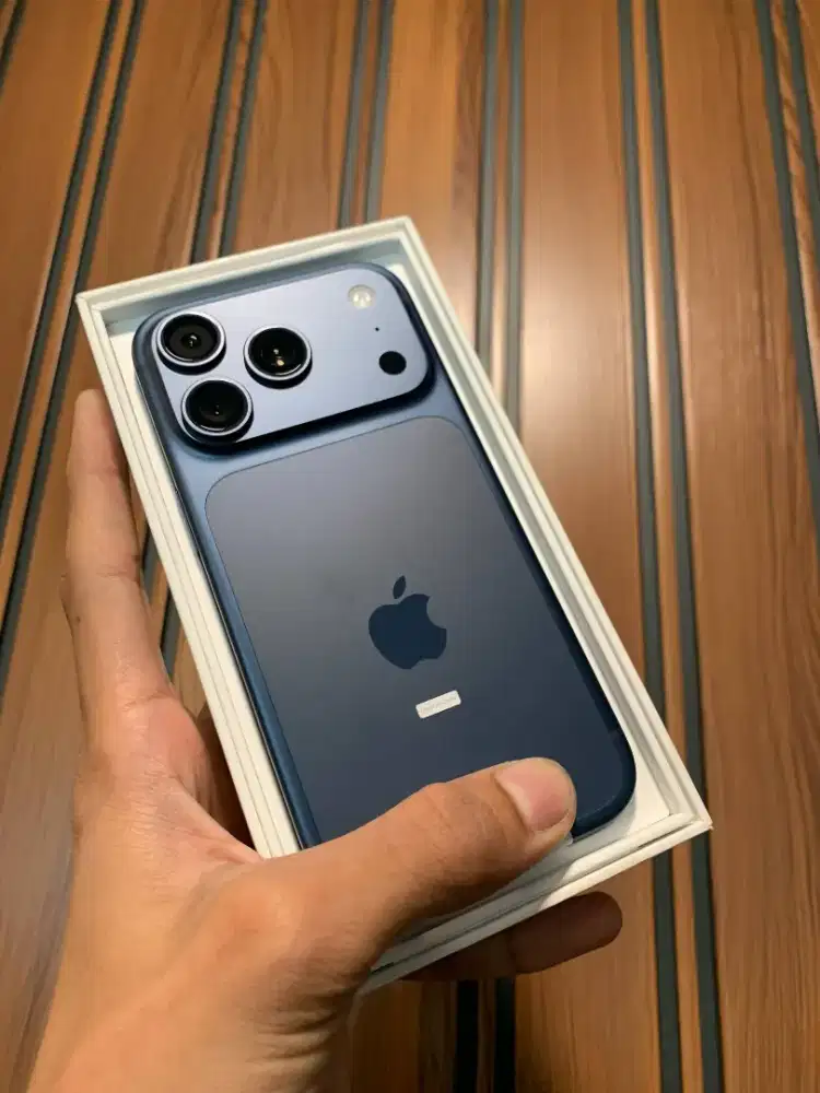 iPhone 17 pro deep blue 256gb iBox (BNOB)