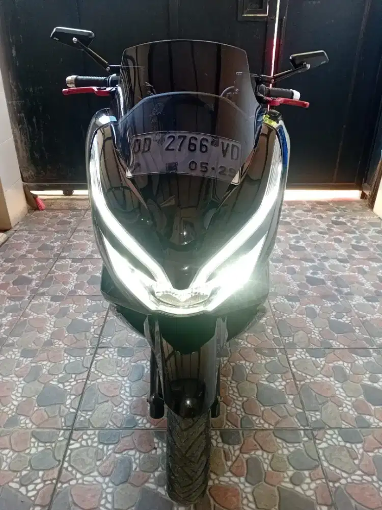 DIJUAL MOTOR HONDA PCX 150 CBS TANGAN PERTAMA