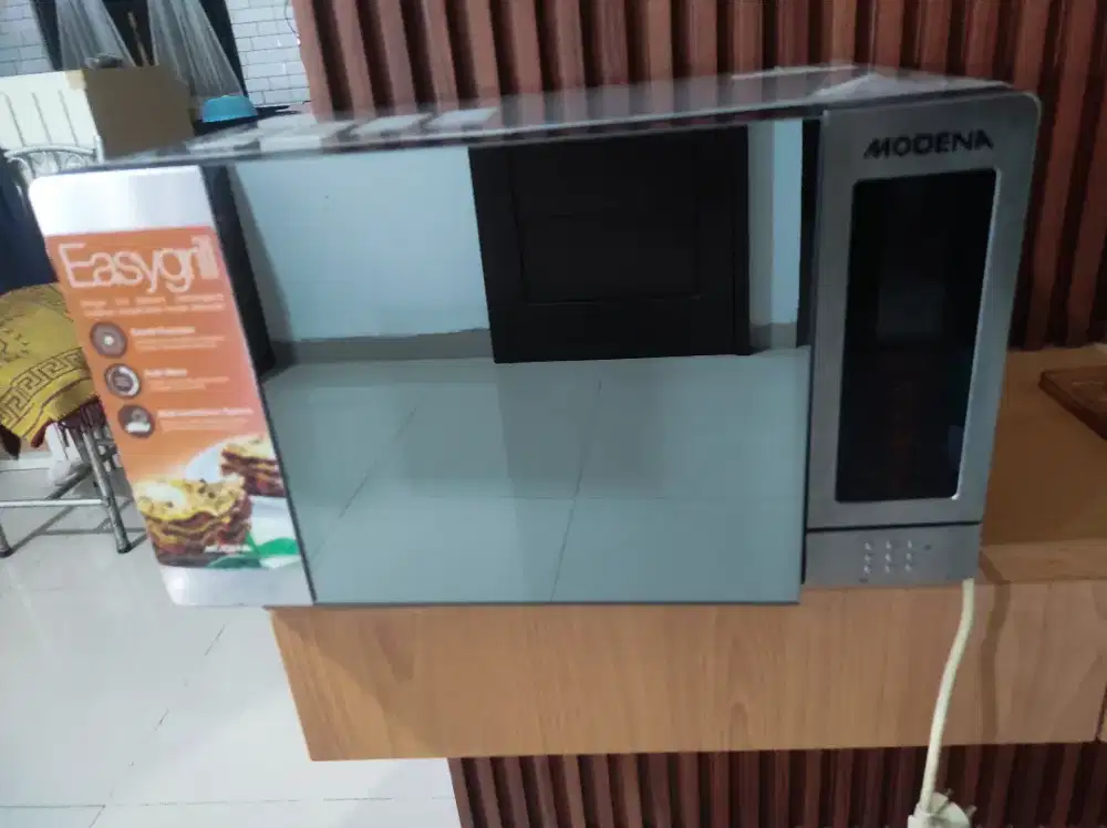 Microwave + grill modena