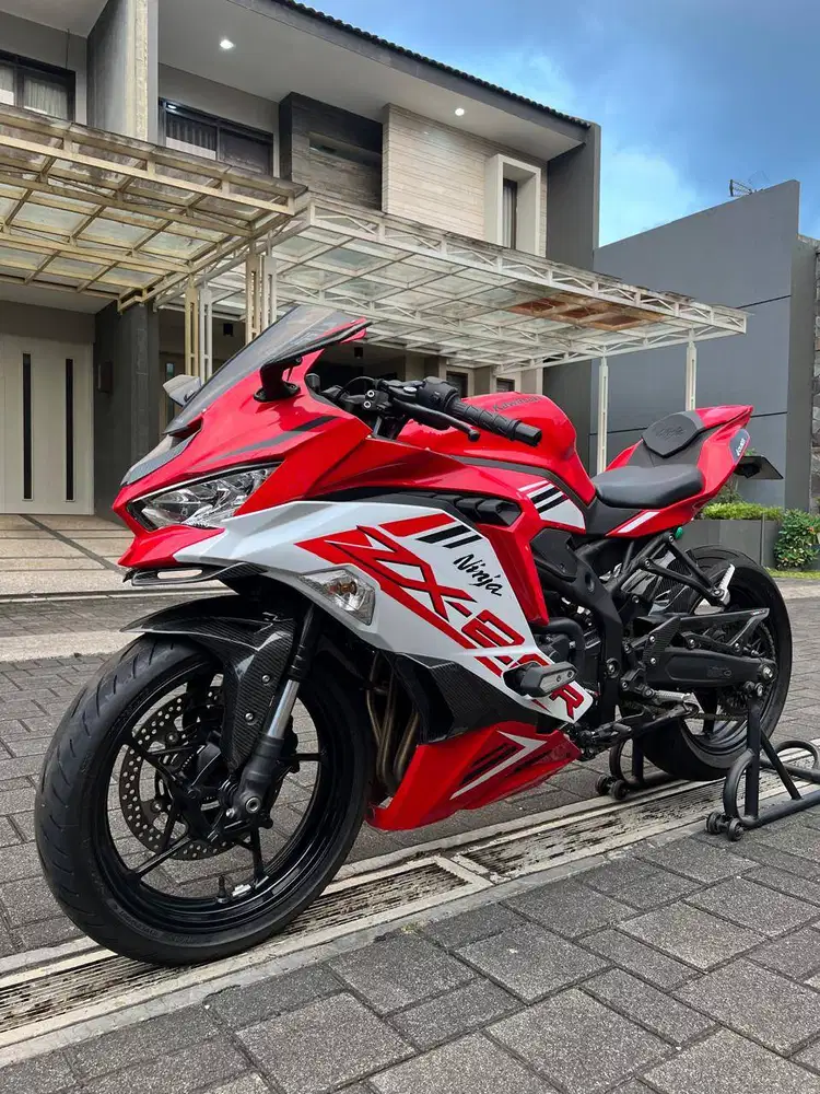 Collectors Item Kawasaki ZX25R ABS Mint Conditions